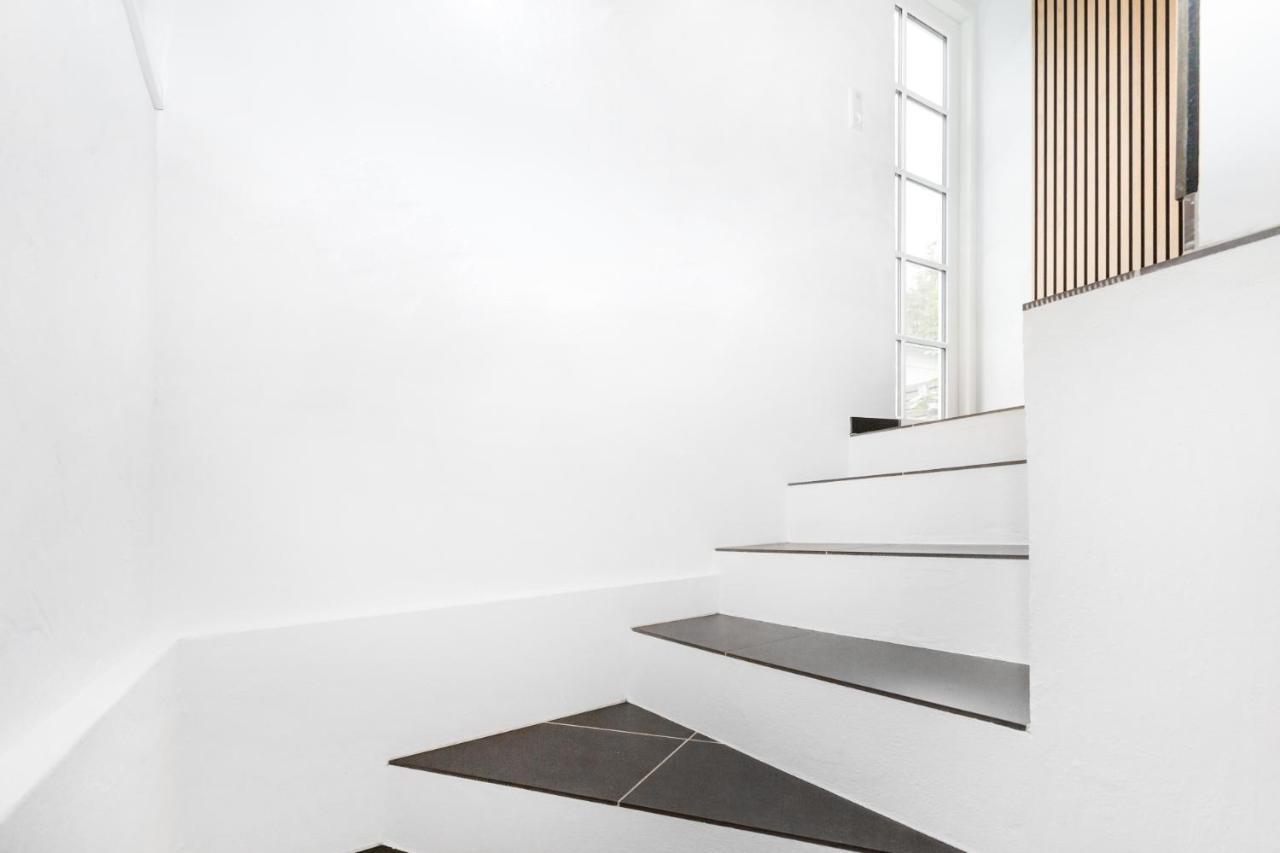 Moderne & Fuldt Udstyret Lejlighed M.Plads Til 4 Hojbjerg Екстер'єр фото